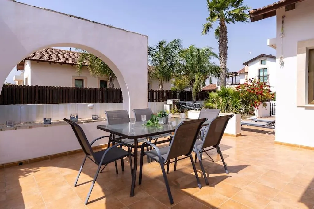 Apartamento Lumina 2-Bedroom Villa And Pool In Ayia Napa Chipre